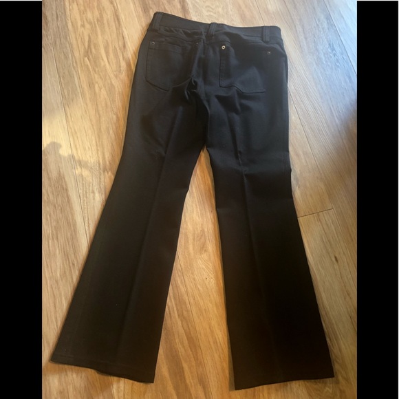 Host Pick🎉Dressy boot cut, stretch jeans 🍁 - Picture 2 of 6